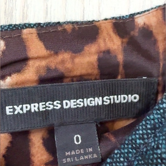 Express Design Studio High Waisted Pencil Skirt Dark Green Size 0 - Picture 4 of 4